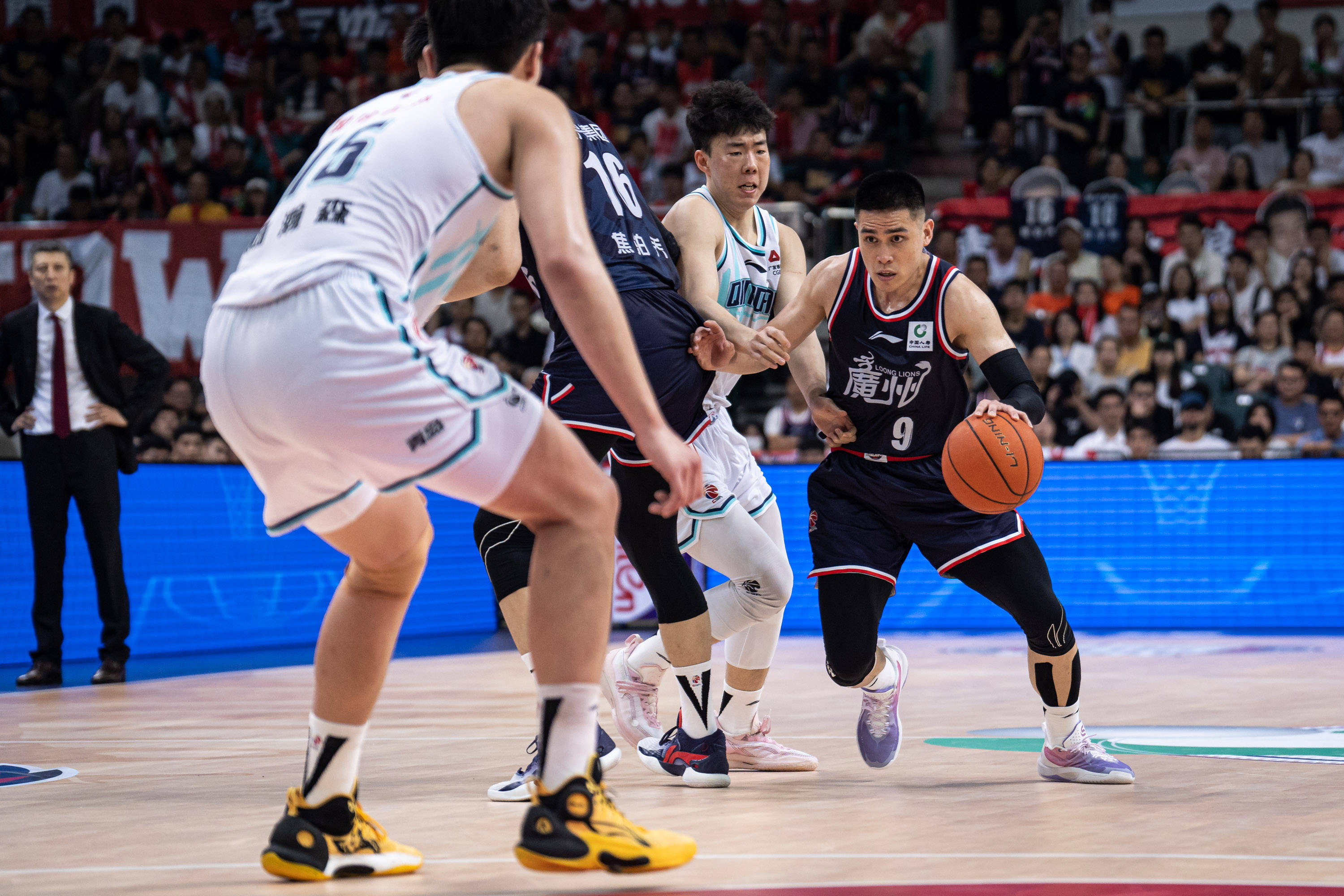 空场比赛作 空场比赛作