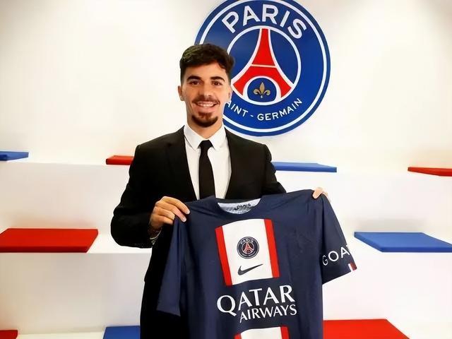 赛季发展充 赛季发展充