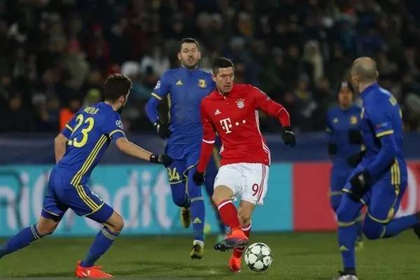 步行者在末 步行者在末